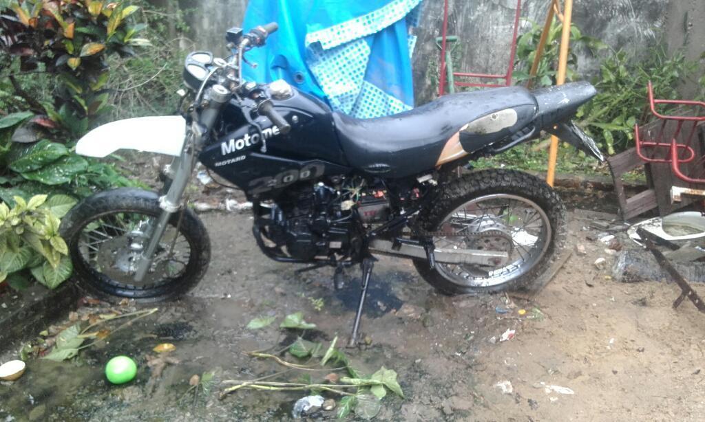 Vendo Motard 200