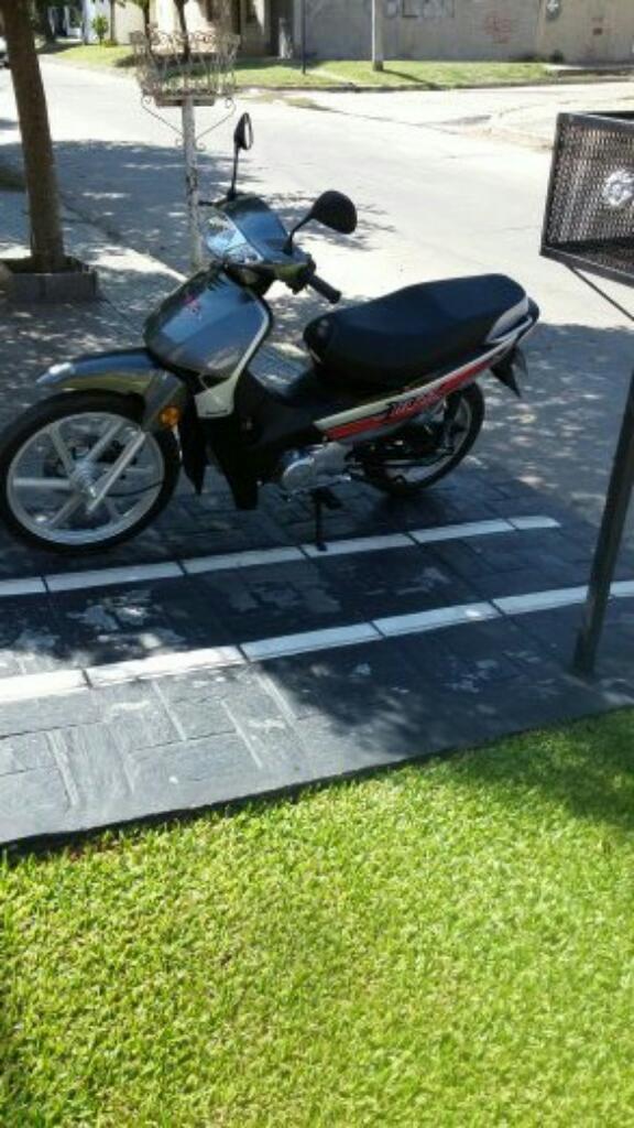 Vendo Moto