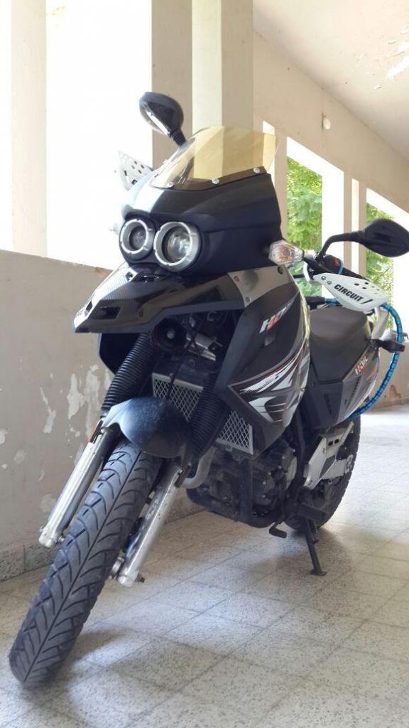 VENDO GILERA SMX 400