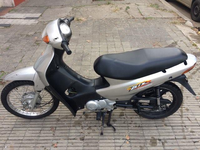 HONDA BIZ 2007 IMPECABLE PERMUTO