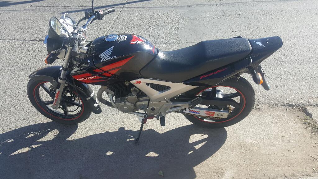 Vendo Impecable Honda Twister 250