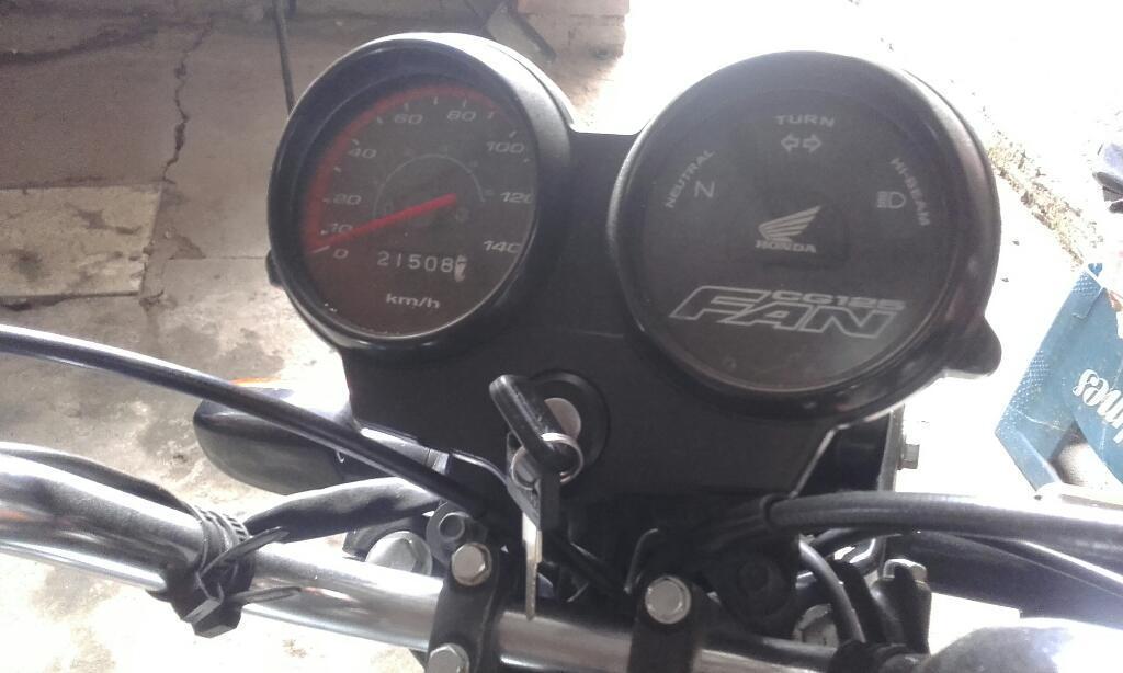 Honda Cg125 2009. Buen Estado. Cel 15582