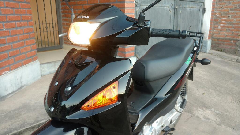 Vendo Honda Wave 2014. 6.200km Reales