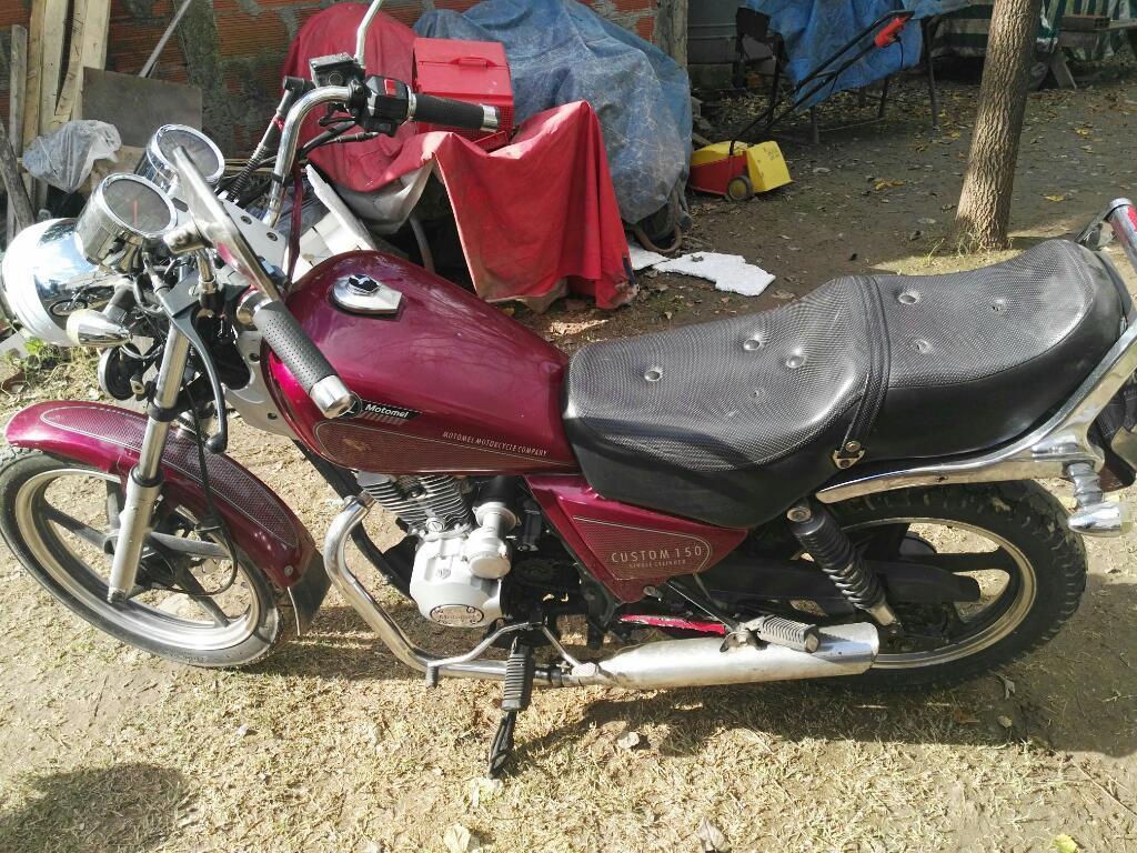 Motomel Custm 150