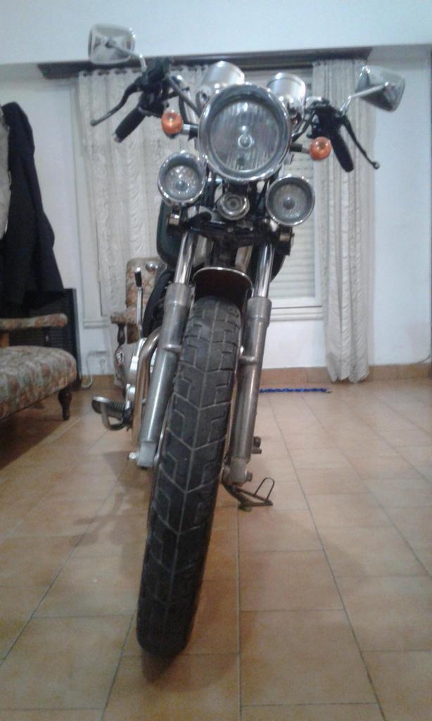 Vendo Custom 150cc motomel