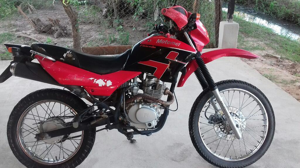 Motomel Skua 150