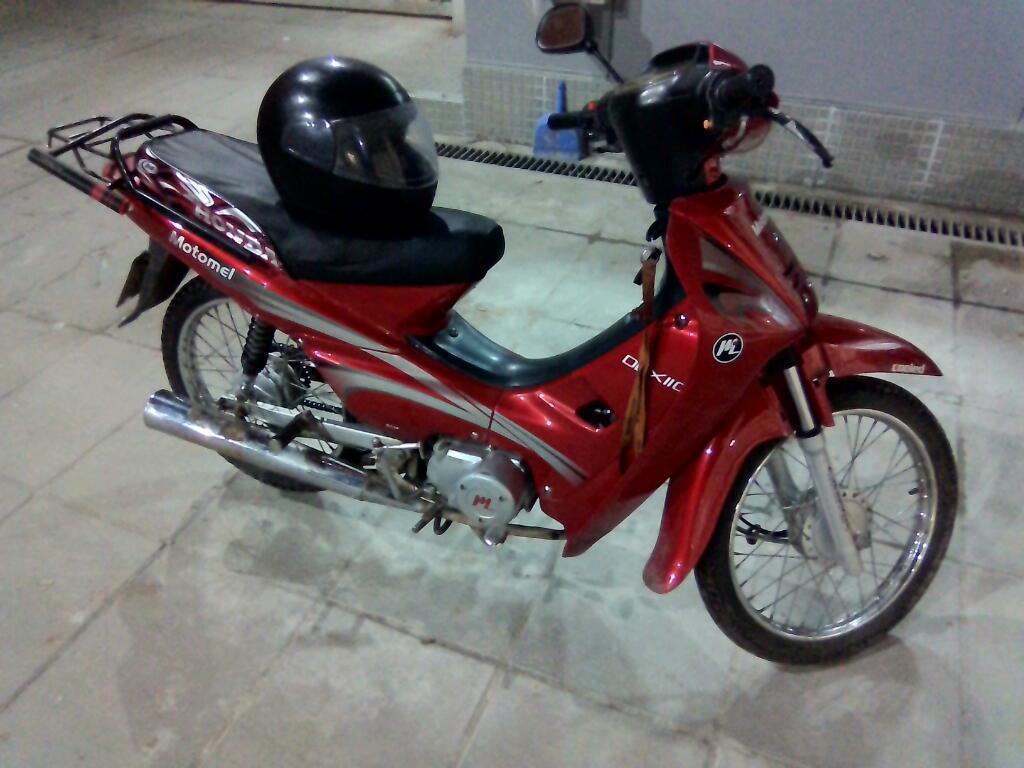 Vendo Moto $5000$