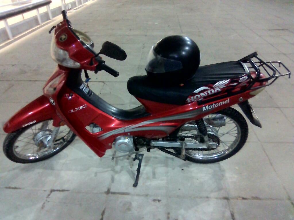 Vendo Moto $5000$