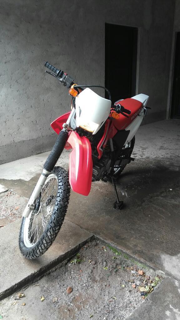 Vendo Honda Tornado 2010