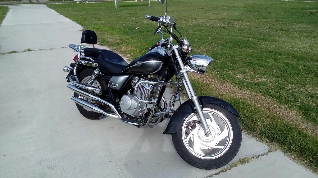 Vendo Zanella Patagonia 250 Mod 2014