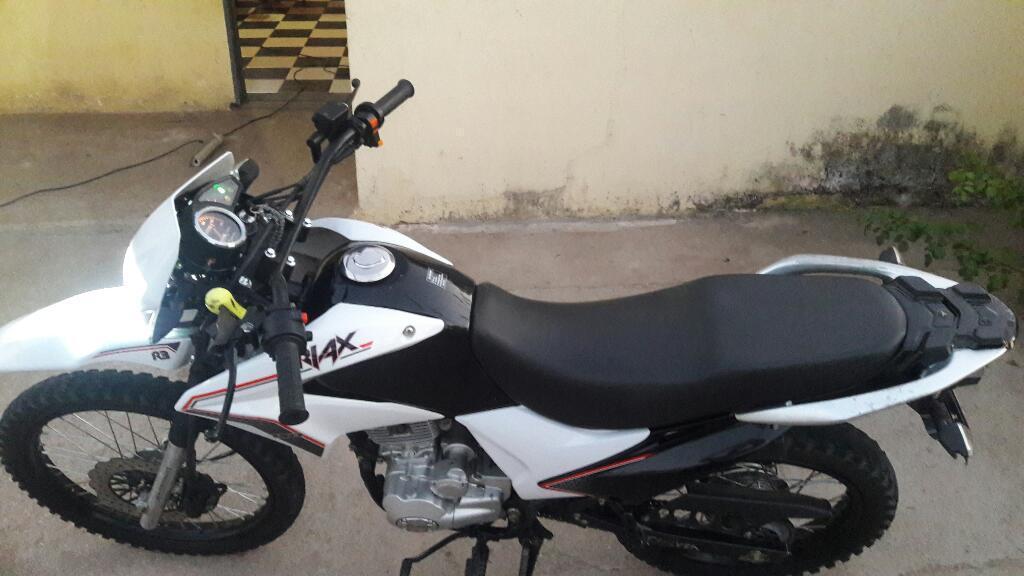 Regalo Corven Triax R3 150cc