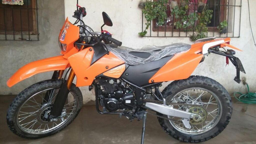 Motomel XMM 250 año 2015 perfecto estado y funcionamiento