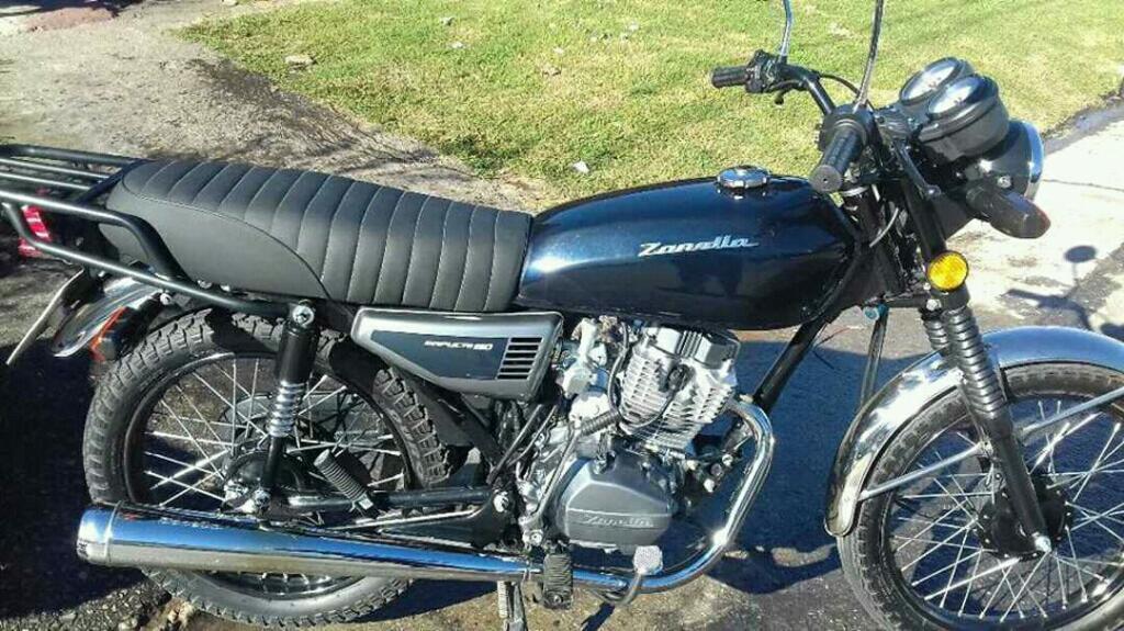 Hola Vendo Un Moto Nueva Tiene Poco Kilo