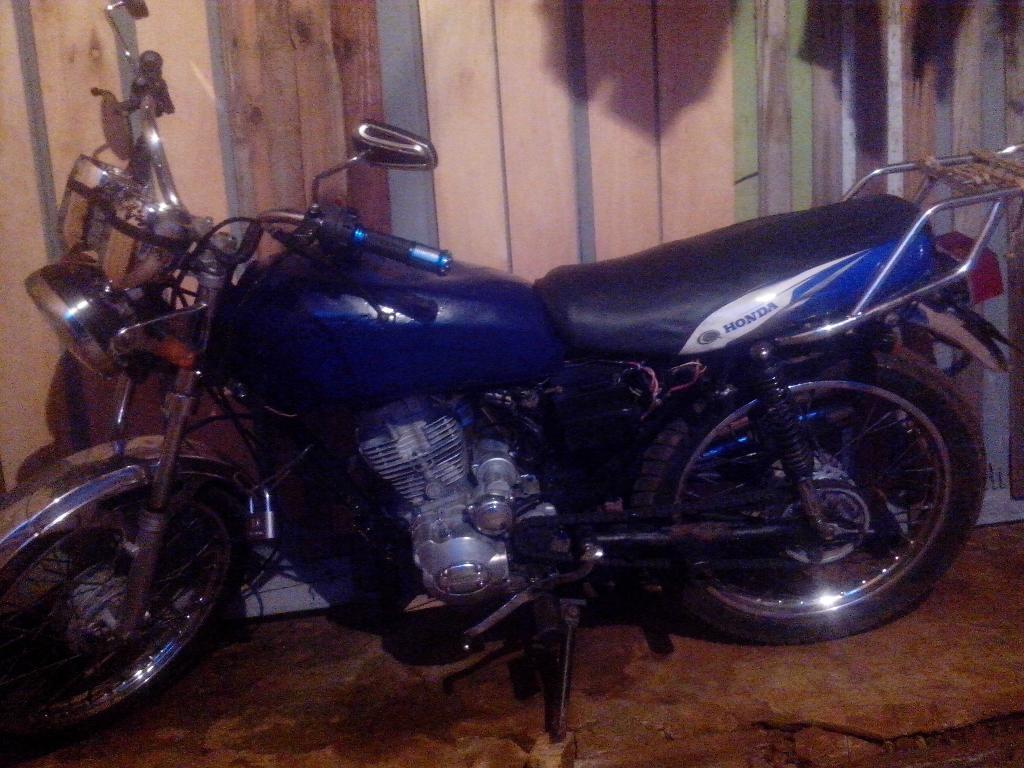 Vendo Moto