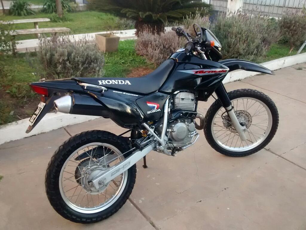 Honda Tornado 250