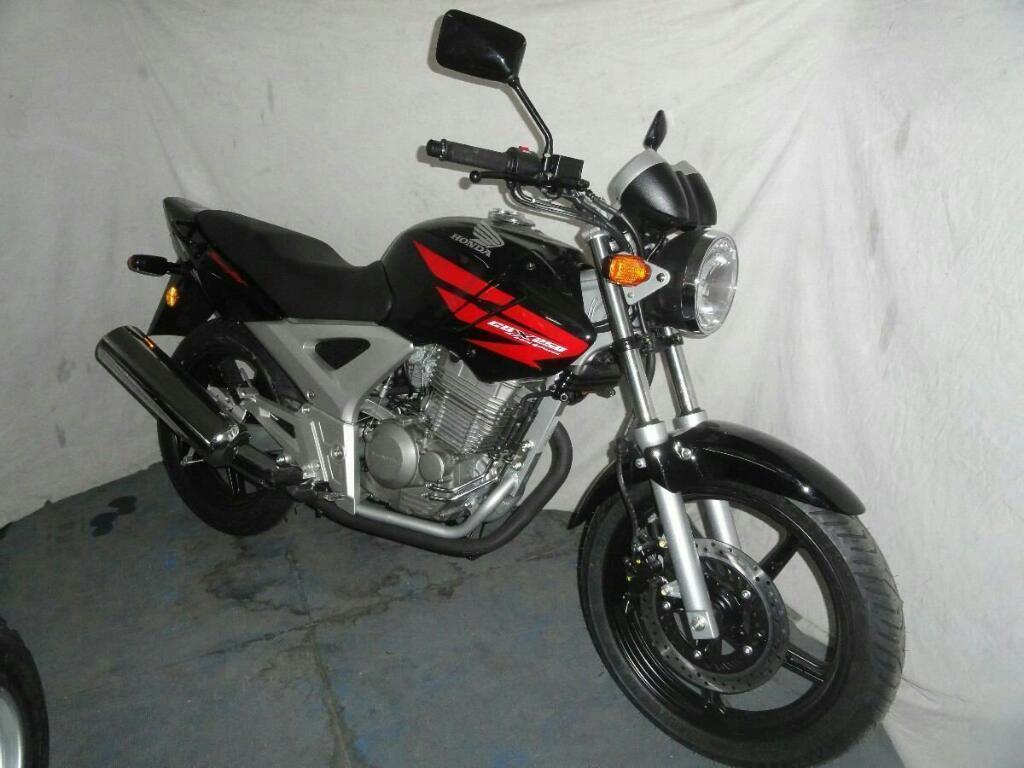 Vendo Honda Twister 250 Mod 2014