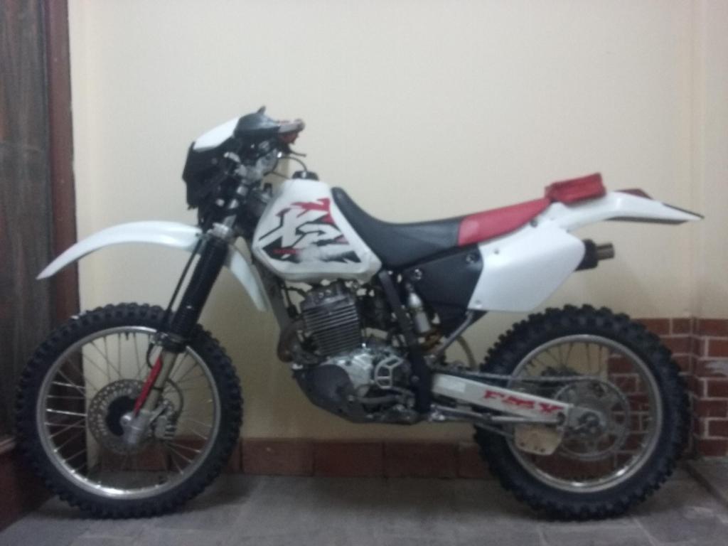 UN REGALO XR250r