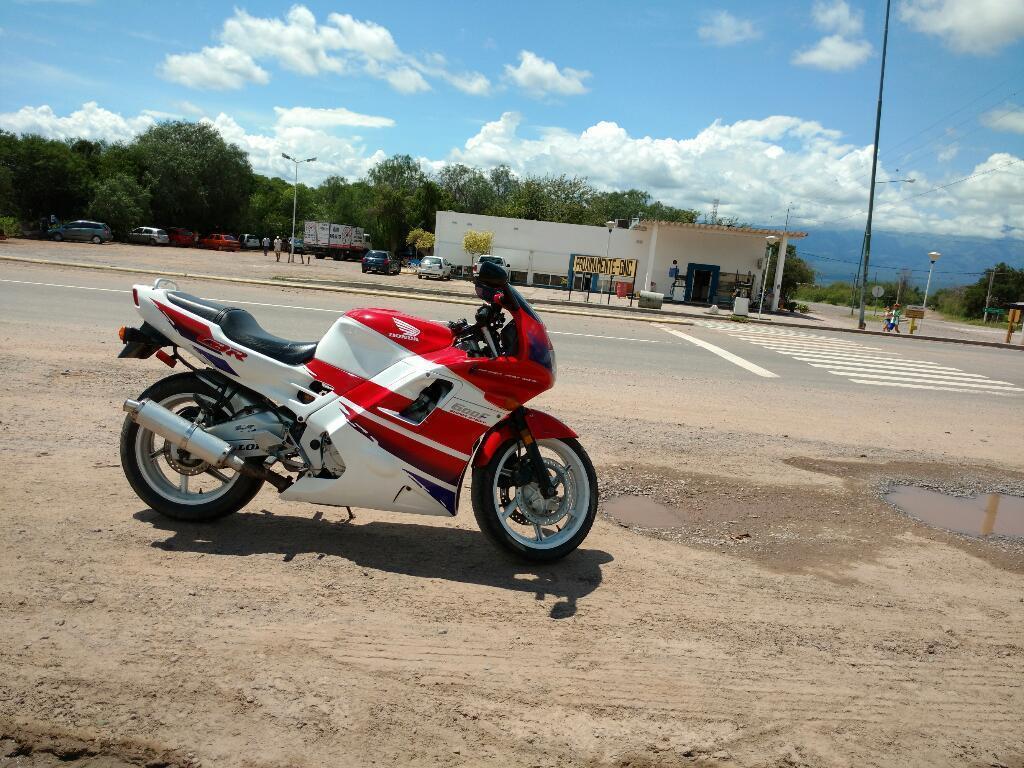 Vendo Cbr 600 Mod 92 Muy Buenas Condicio