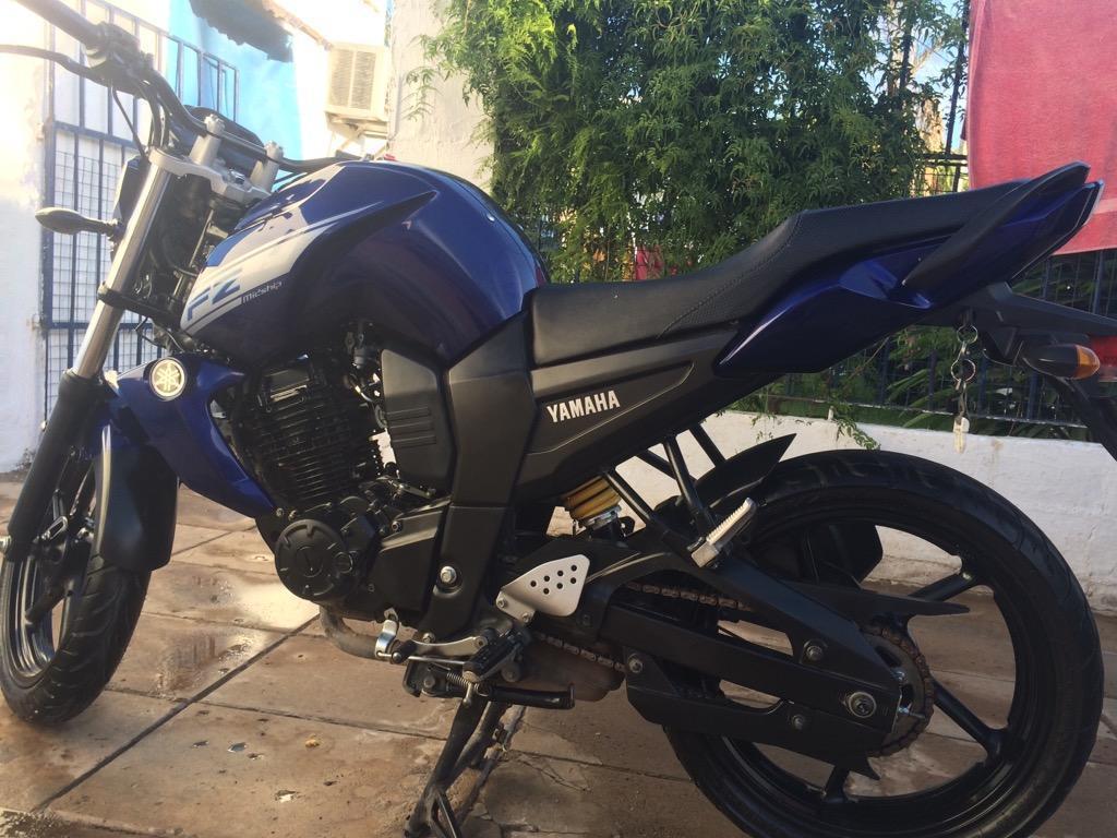 Moto Yamaha Fz 2015