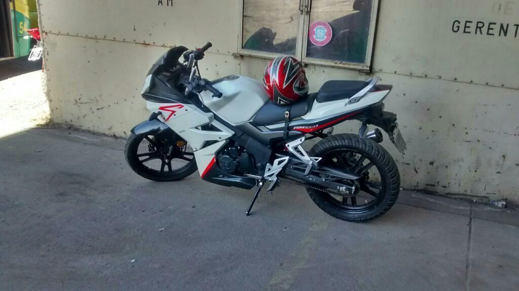 Vendo Permuto Moto Zanella 200