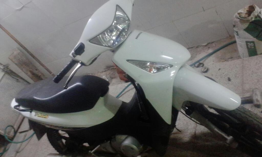 Vendo Honda Biz 125