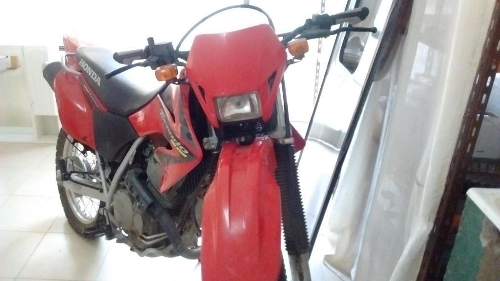 Vendo Honda Tornado 250cc