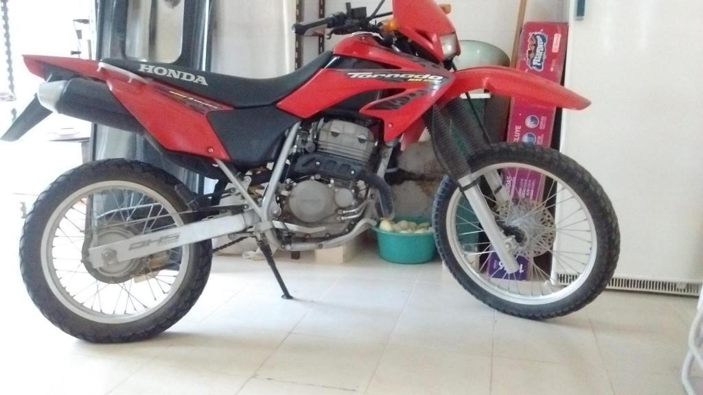 Vendo Honda Tornado 250cc