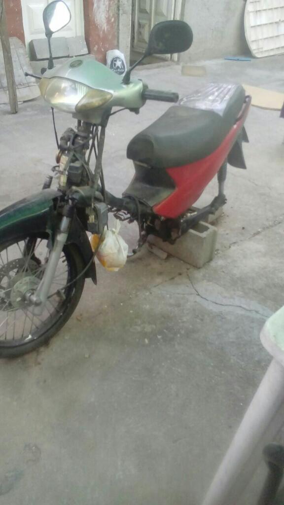 Motomel Mod. 2013