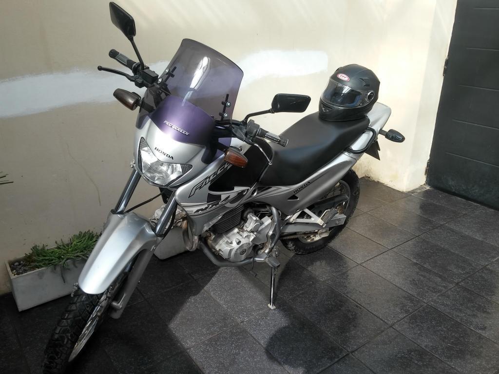 vendo Honda falcon 2009 muy buena!