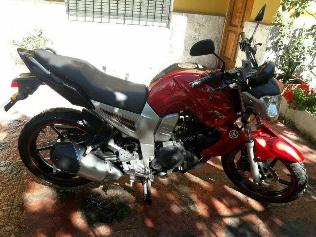 Vendo Moto Fz