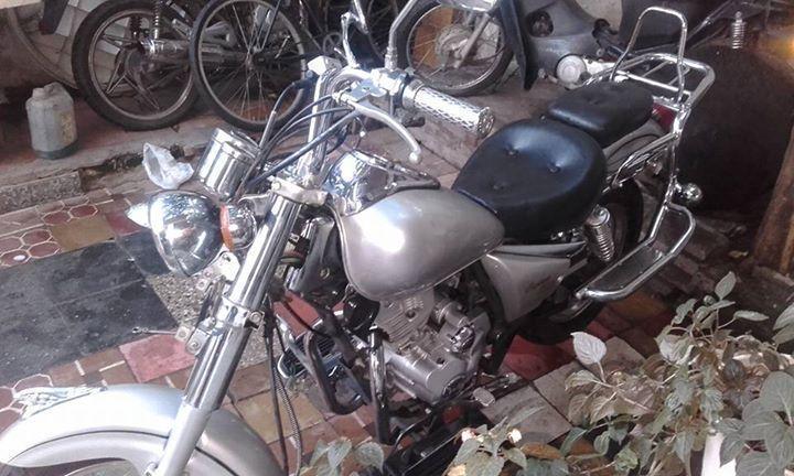 VENDO URGENTE!! ZANELLA CUSTOM 150CC $16.000