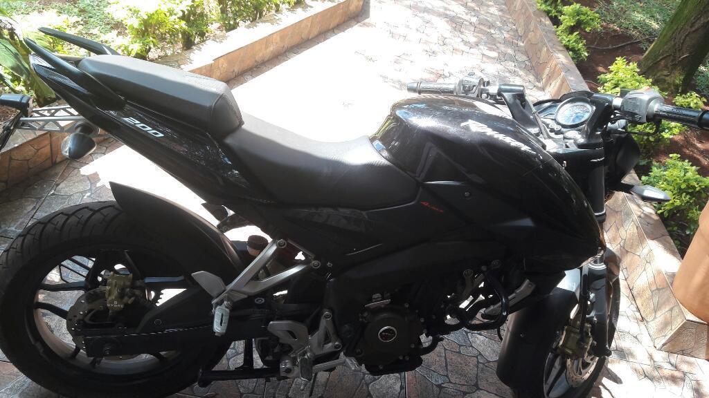 Vendo Moto Rowser