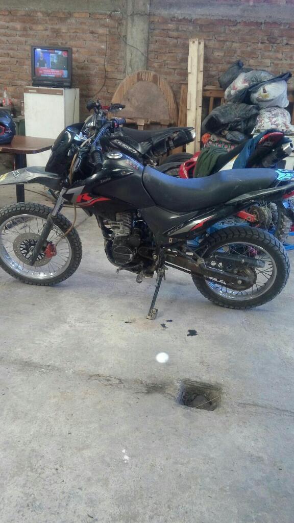 Vendo Zanella 150 2016