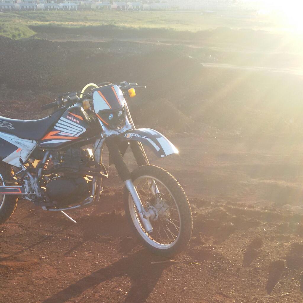 Honda 250+samsh Busco Otra Moto Twister