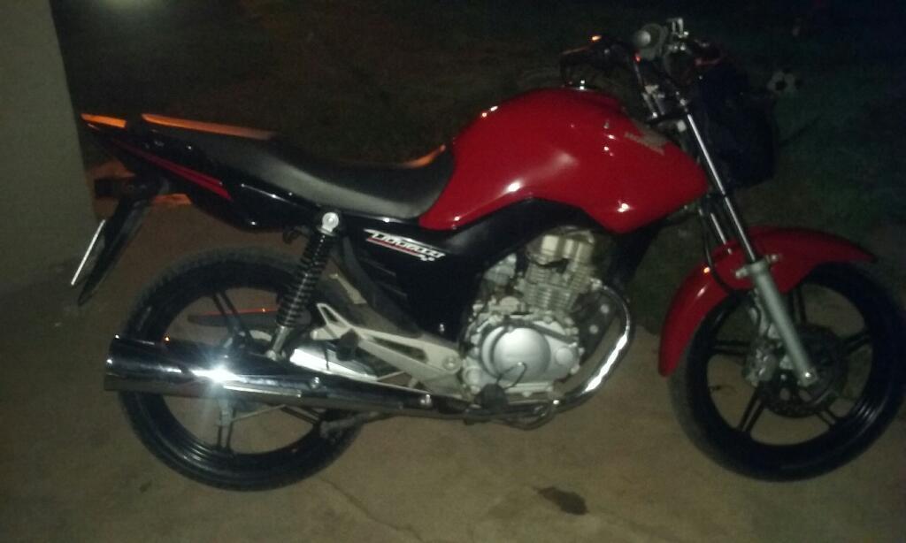 Vendo Liquido Titan 2016