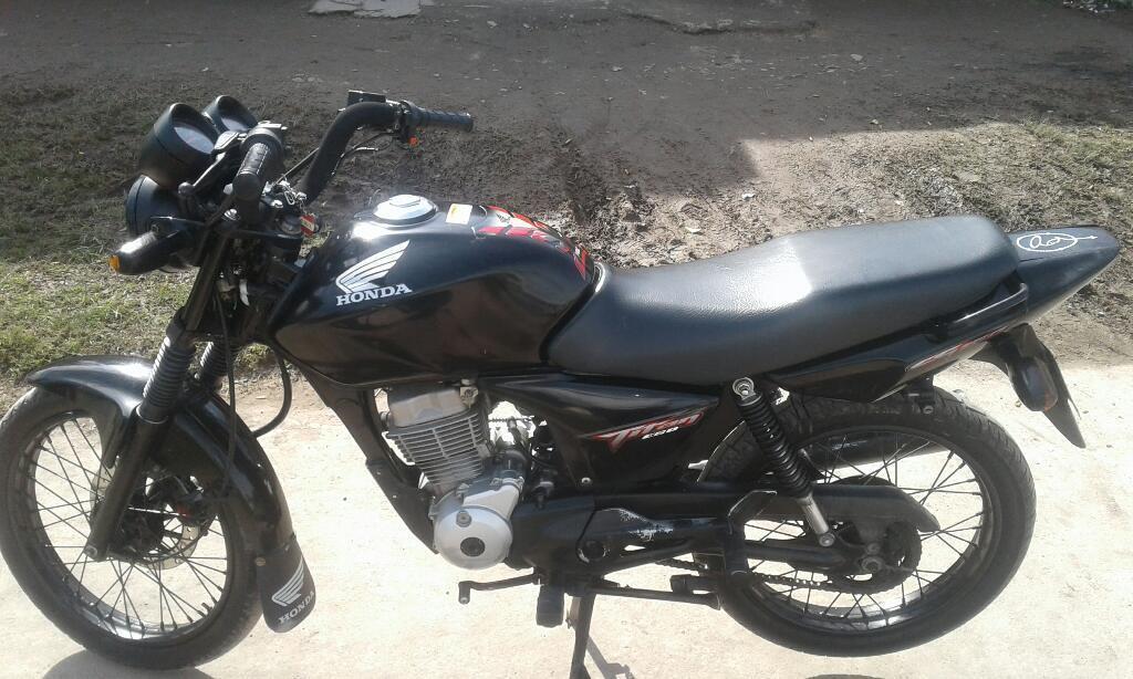 Vendo Cg Titan Modelo 2013