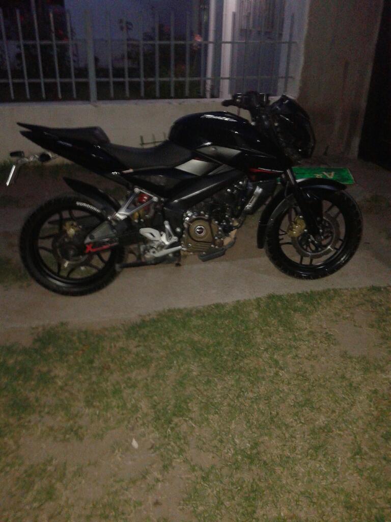 Vendo Rouser Ns 200