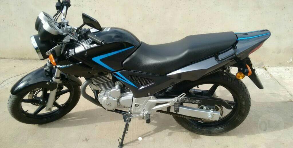 Vendo Honda Twister 250