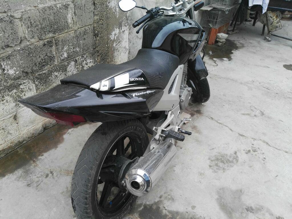 Vendo Honda Twister 250cc