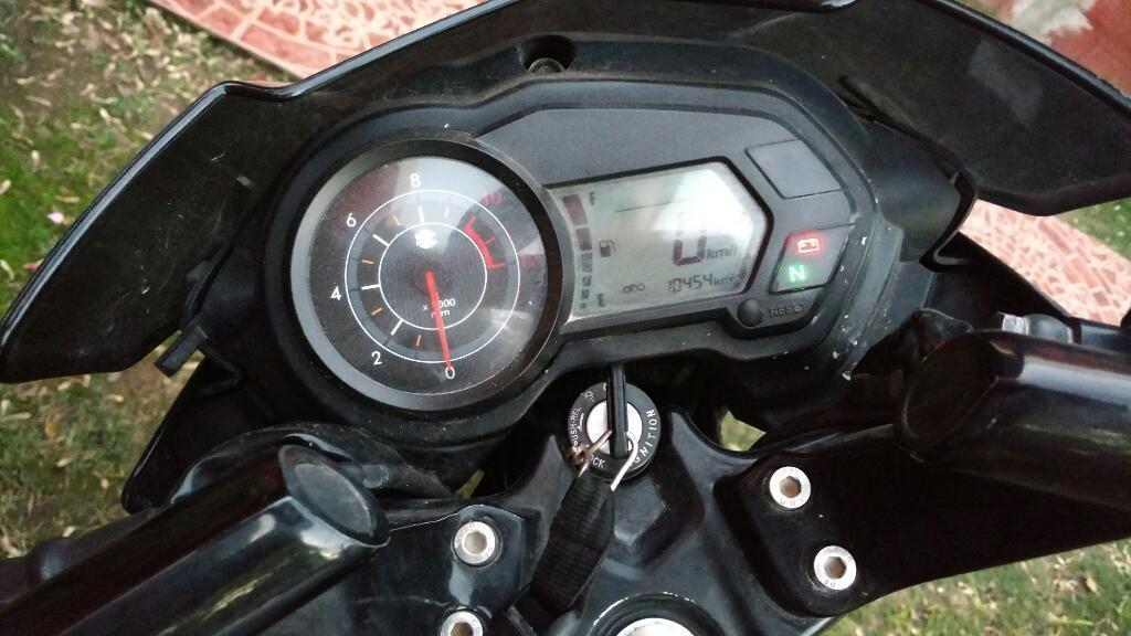 Vendo O Permuto por Cg Titan