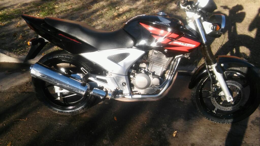 Vendo Honda Twister Cbx 250 Mod 2011