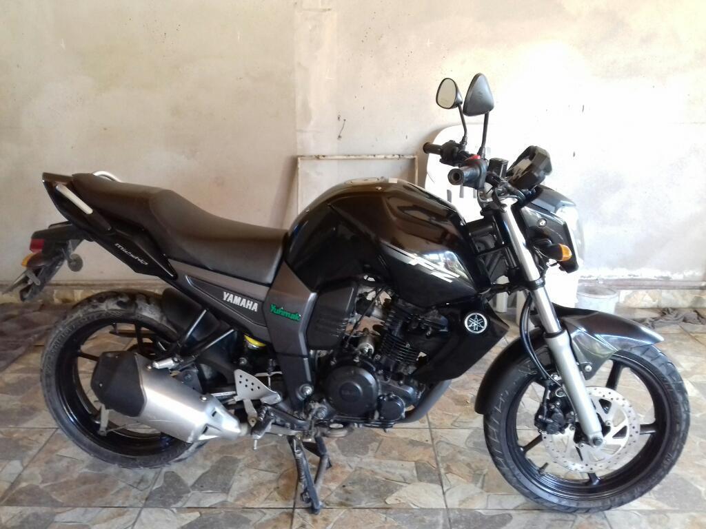 Vendo Moto Yamaha Fz Modelo 2012