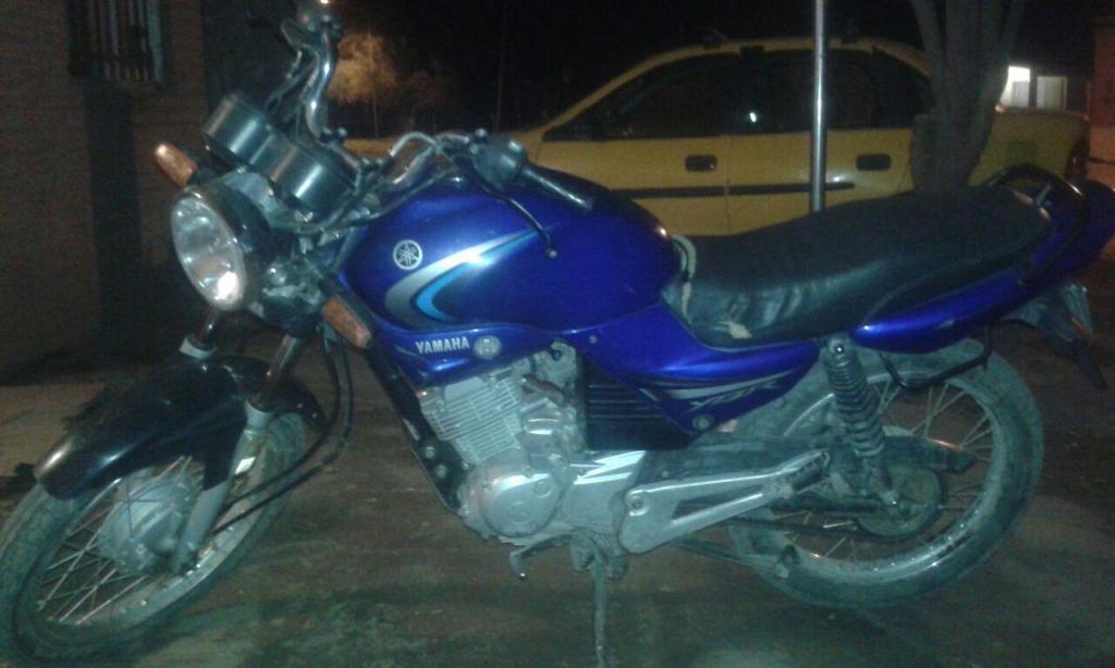 Urgente Yamaha YBR 125 2013 En muy buen estado Lista para transferir