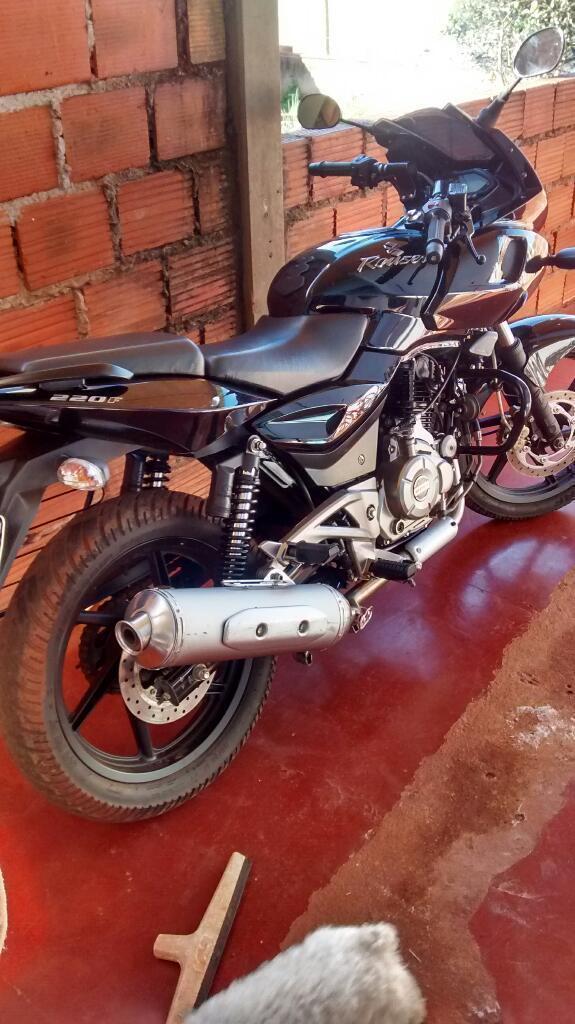 Vendo Permuto Rouser 220 Mod 2016