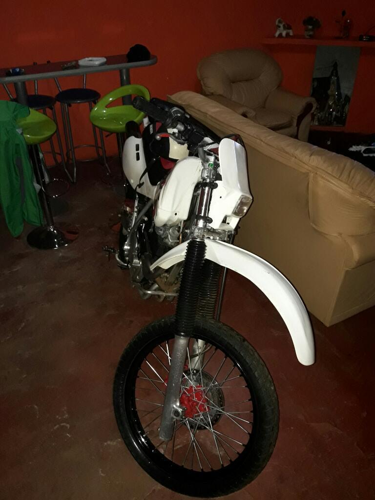 Vendo Moto Honda Xr 600
