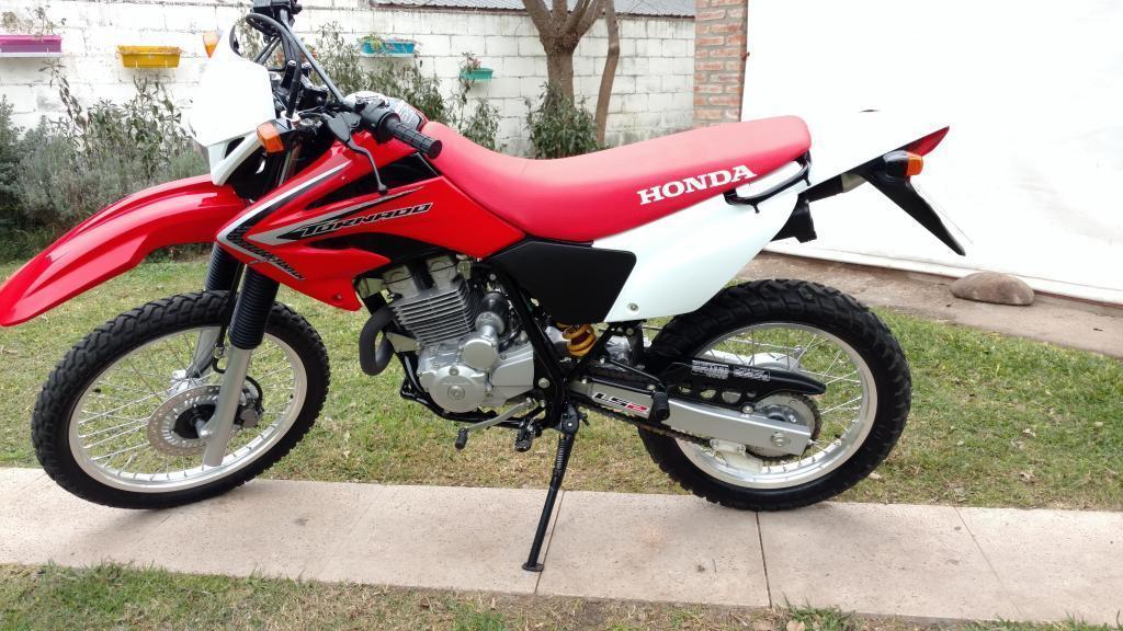 VENDO HONDA TORNADO 250cc. Excelente estado