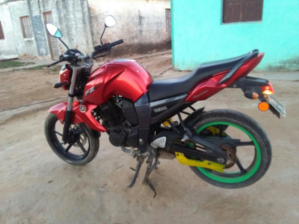 Vendo Moto Yamaha Fz