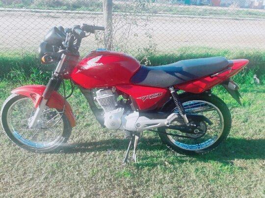 Vendo Honda cg titan 2014