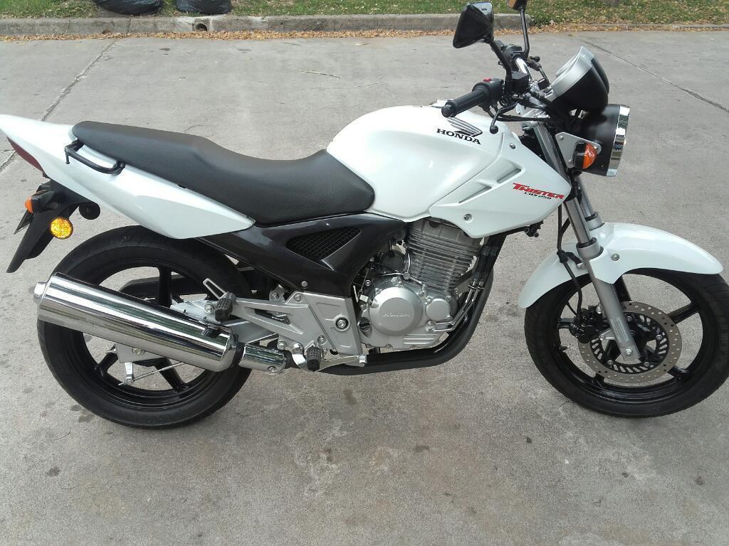 Vendo Honda Twister 250