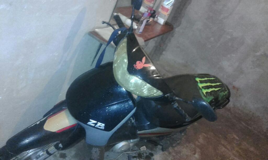 Vendo Zanella Zb Modelo 2012